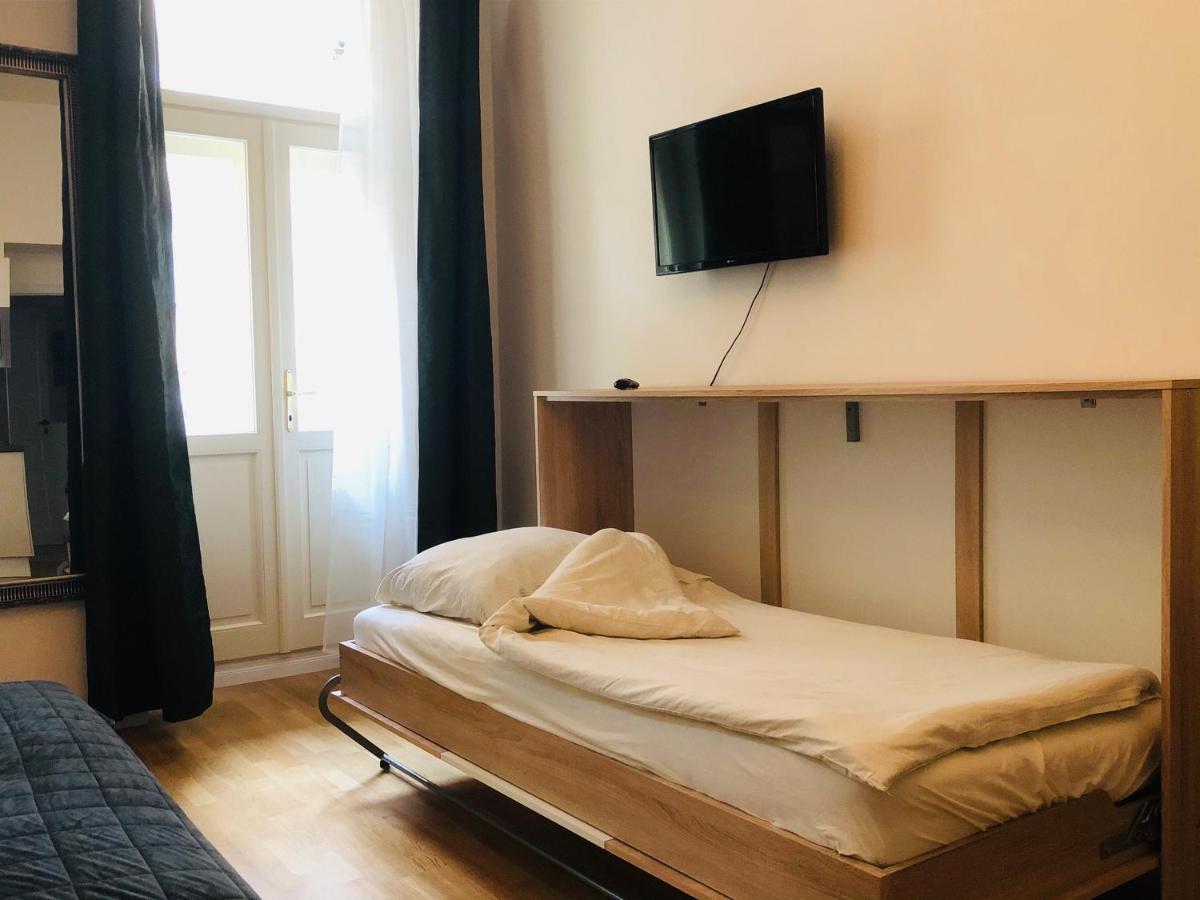 Modern Cozy Apartment In Central פראג מראה חיצוני תמונה